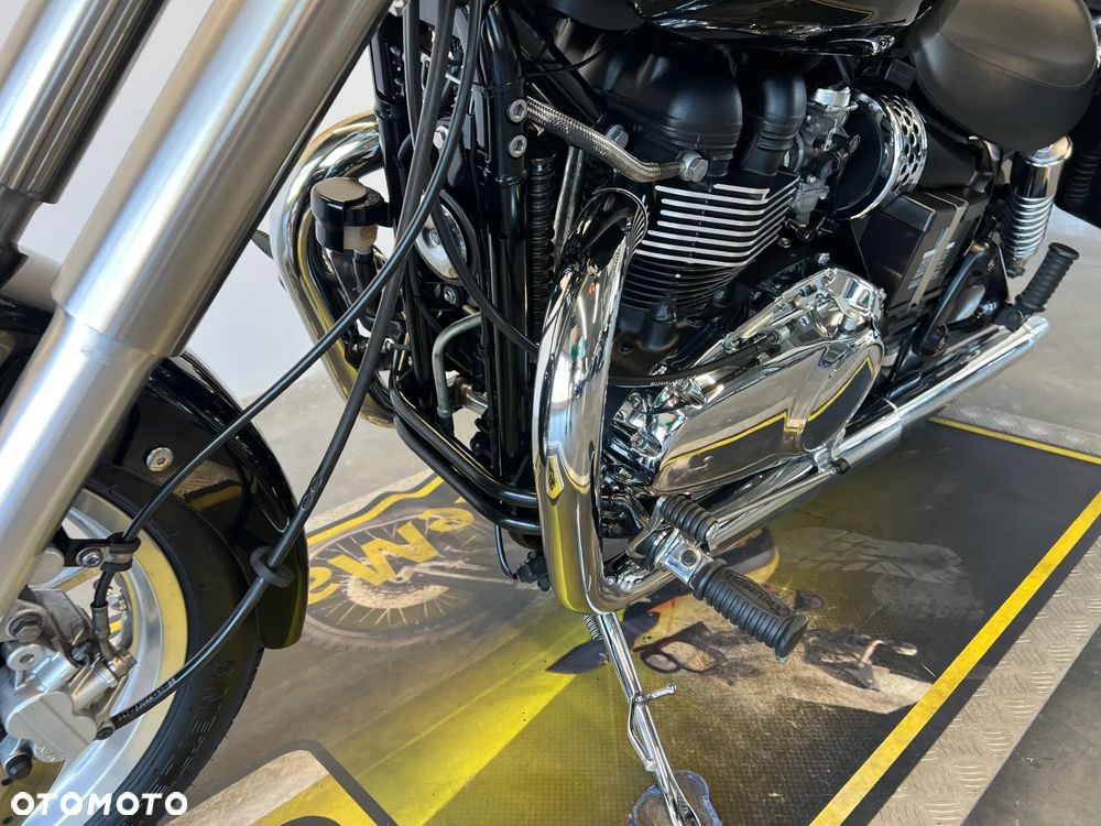 Triumph America - 11