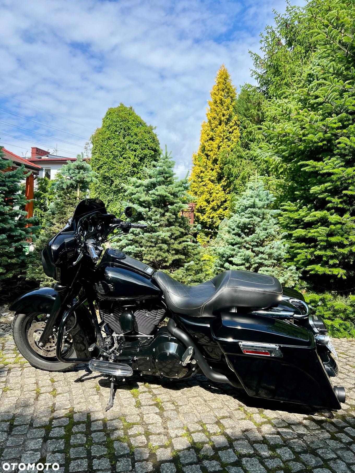 Harley-Davidson FLHT Electra Glide Standard - 18