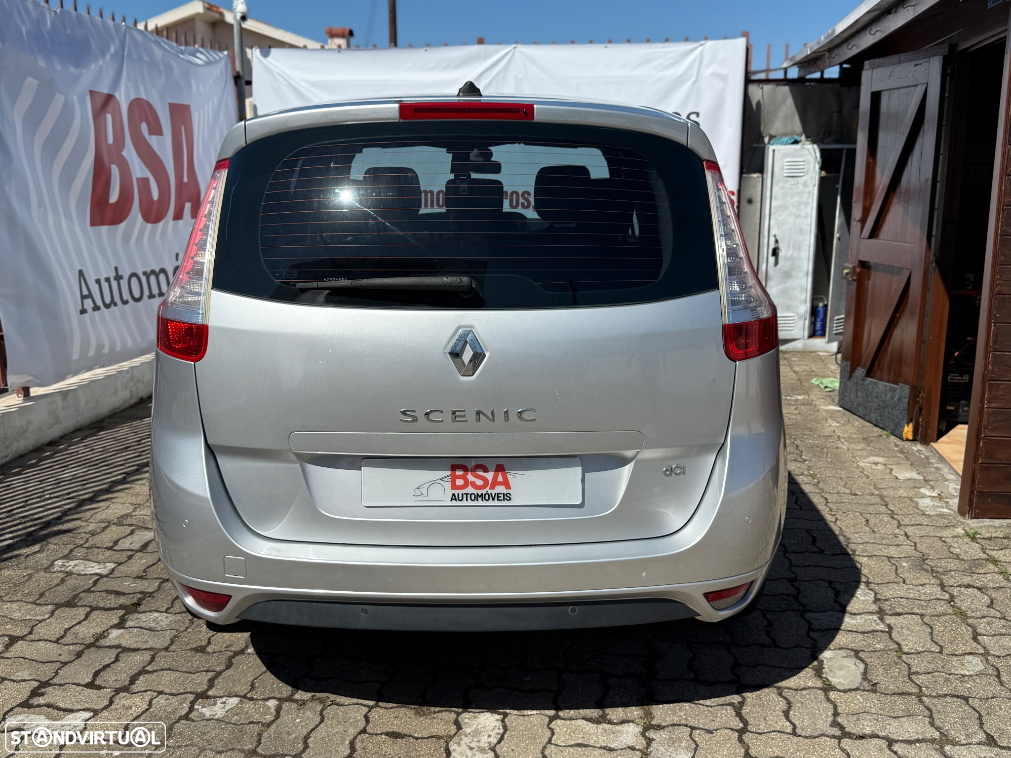Renault Scénic 1.5 dCi Dynamique S - 10