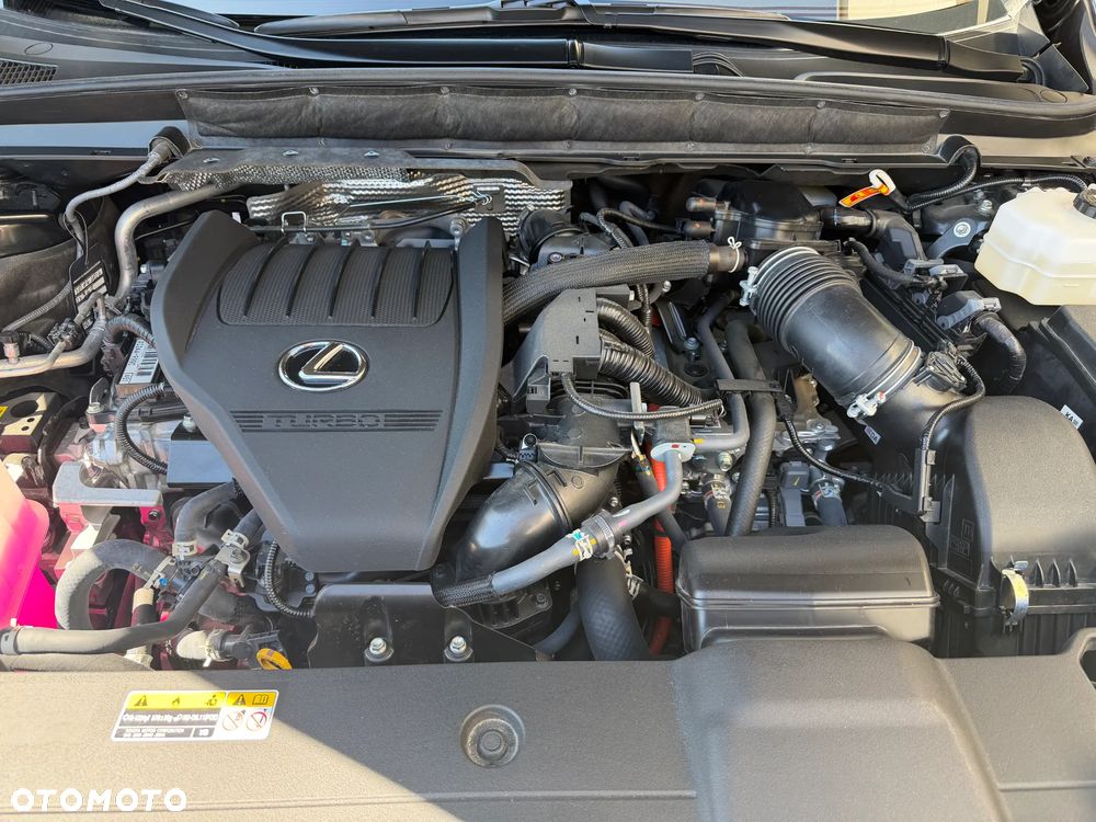 Lexus RX 500h F Sport - 33