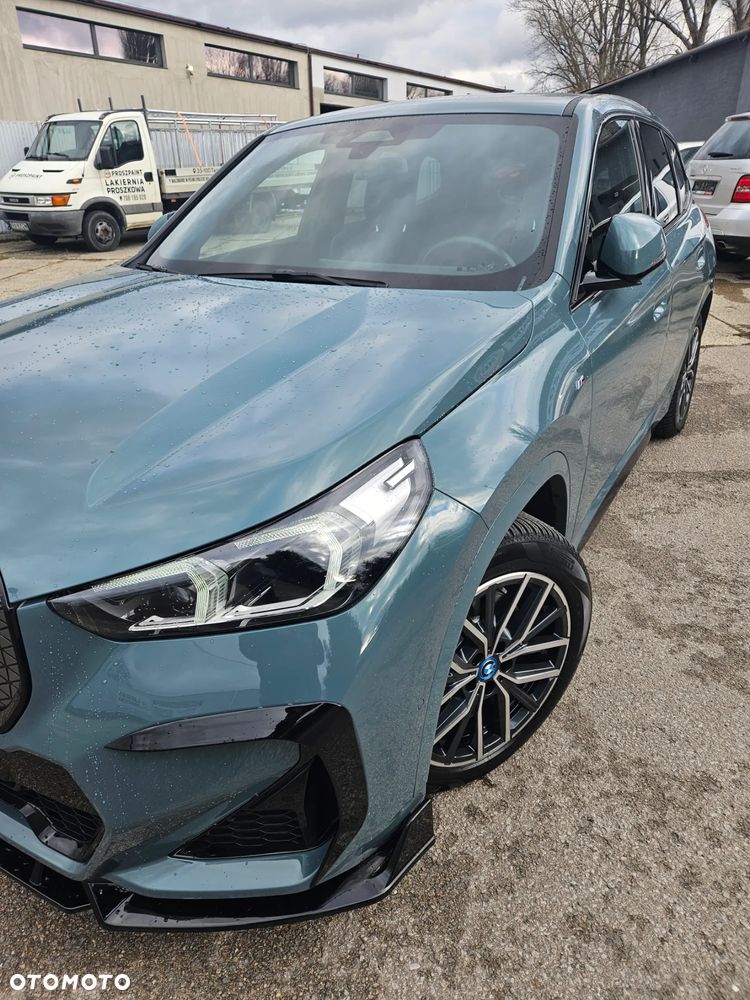 BMW iX1 xDrive30 66.5kWh M Sport Edition - 4