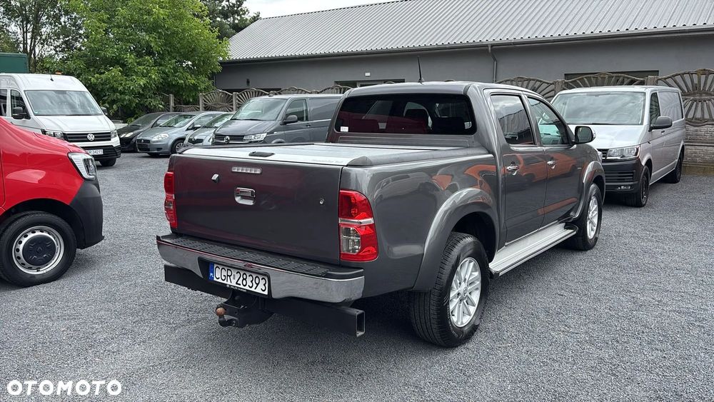 Toyota Hilux 4x4 Double Cab Life - 34