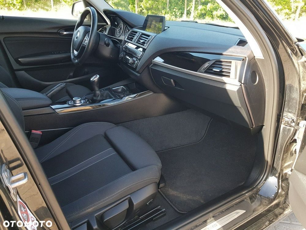 BMW Seria 1 118d Sport Line - 17