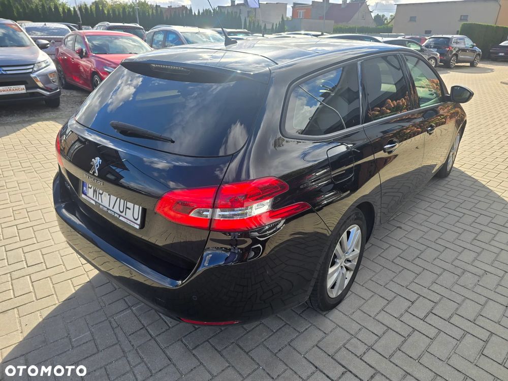 Peugeot 308 - 4