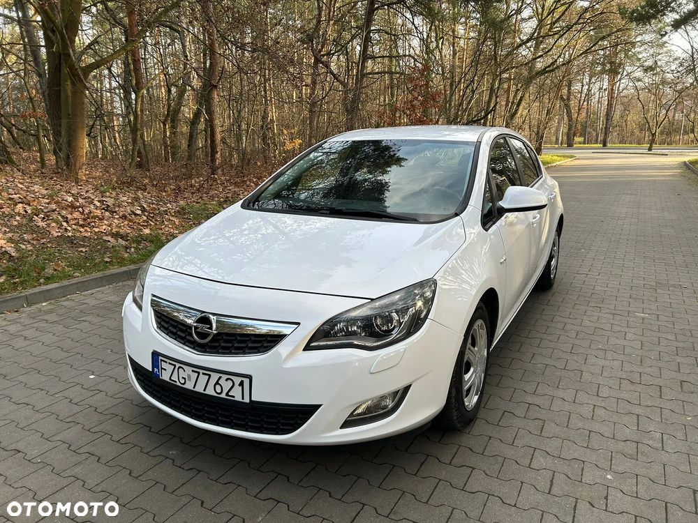 Opel Astra 1.6 Edition 111 Jahre