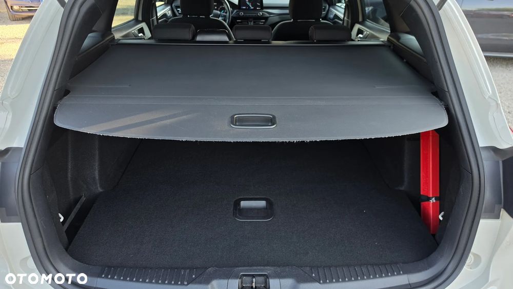 Ford Focus 1.5 EcoBoost ST-Line - 25