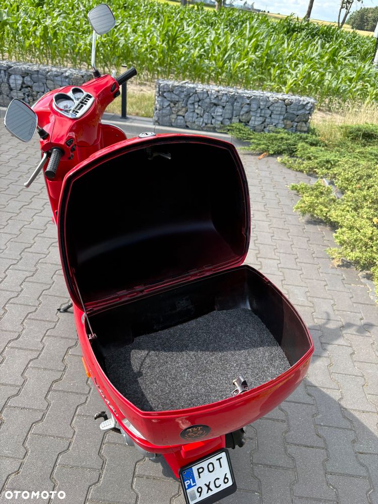 Piaggio Vespa - 11