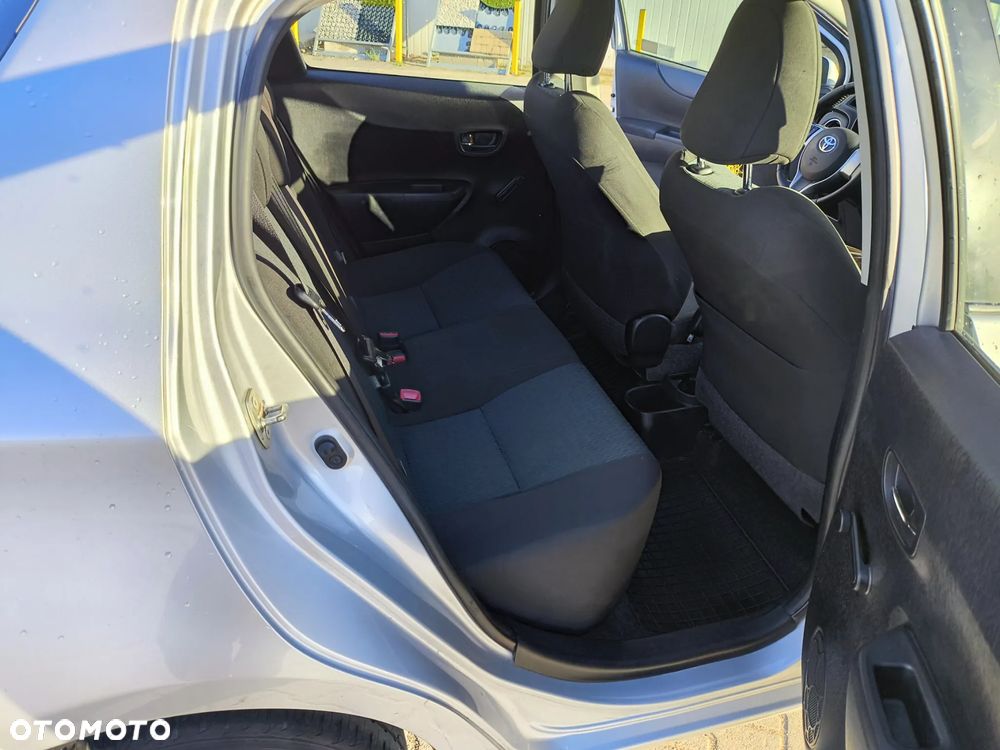 Toyota Yaris 1.33 Active - 8