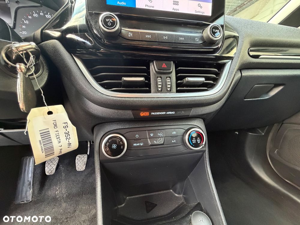 Ford Fiesta - 20