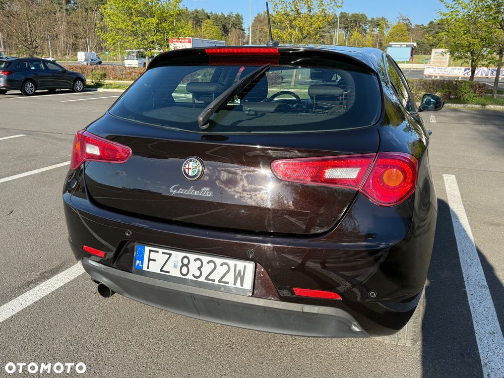 Alfa Romeo Giulietta 1.6 JTDM Distinctive - 4