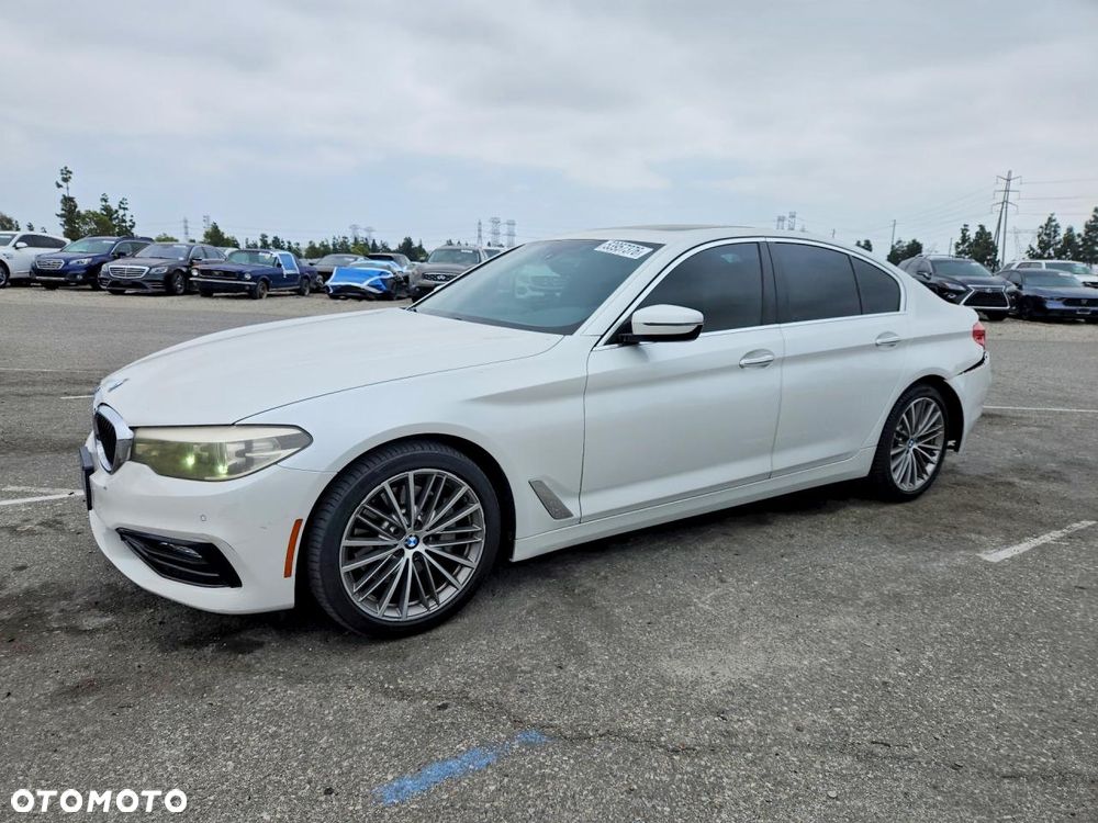 BMW Seria 5 530i GPF - 2