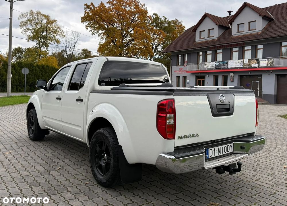 Nissan Navara LE - 8