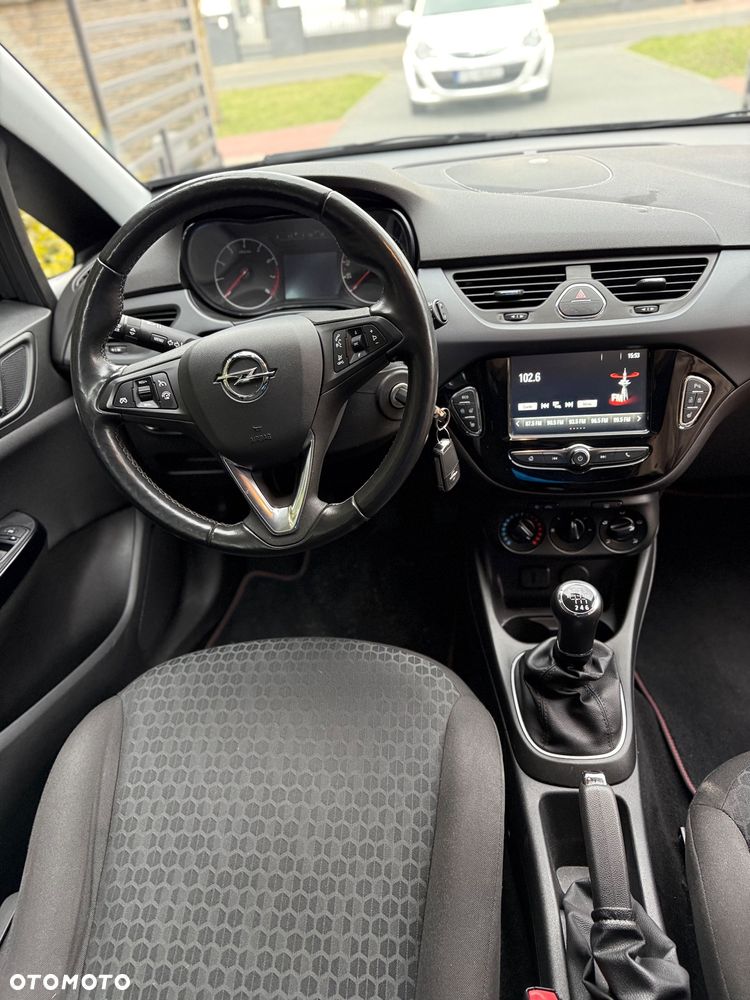 Opel Corsa 1.4 16V Cosmo - 4