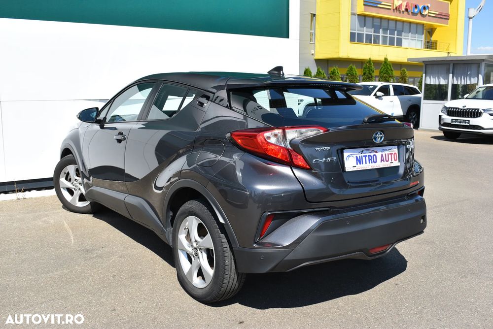 Toyota C-HR Style - 8
