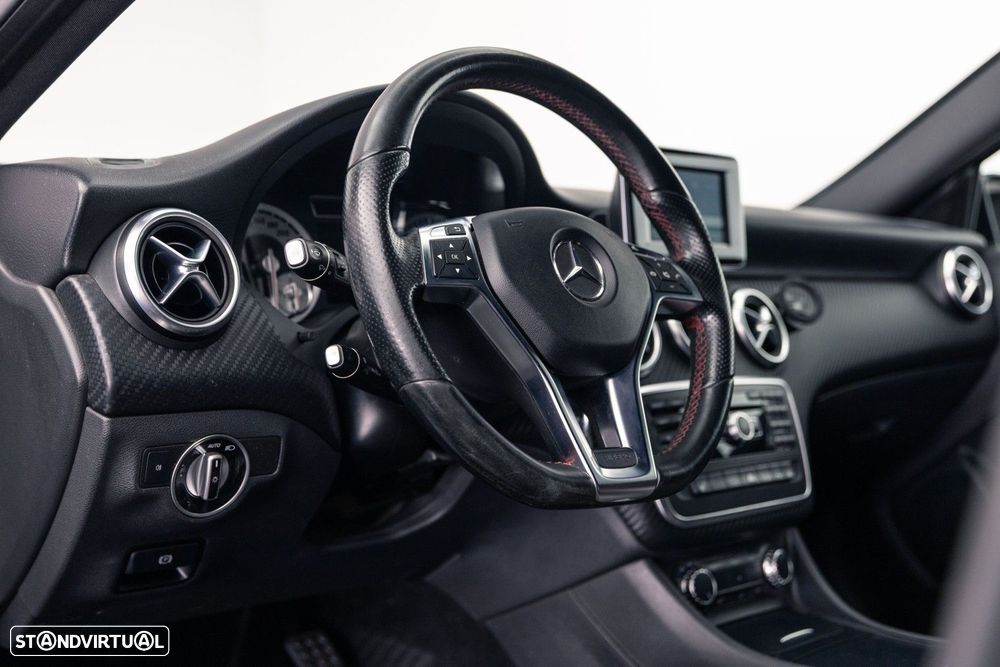 Mercedes-Benz A 220 CDI BE AMG Line Aut. - 22