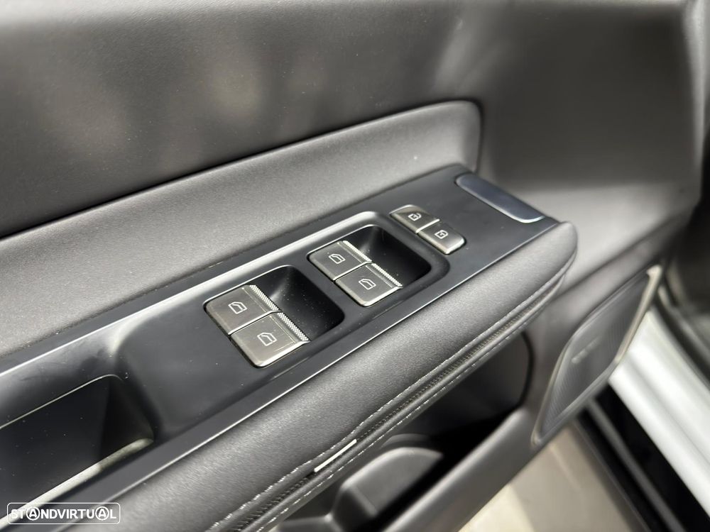 Polestar 4 Long Range 100 kWh Single Motor Plus - 16