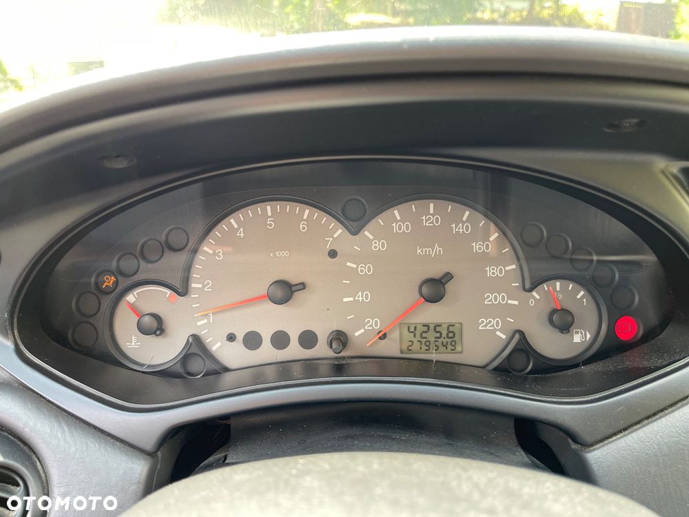 Ford Focus 1.6 Trend - 24