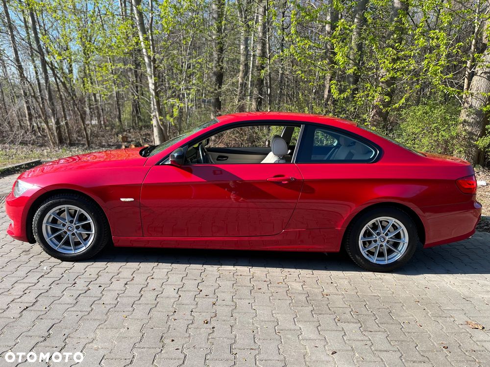 BMW Seria 3 318i Edition Exclusive - 5