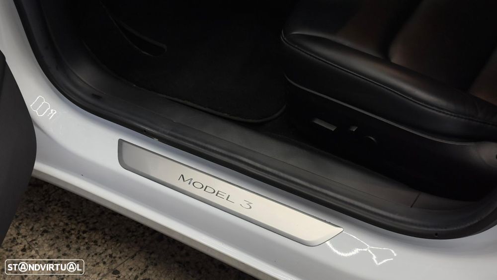 Tesla Model 3 Performance Dual Motor AWD - 26