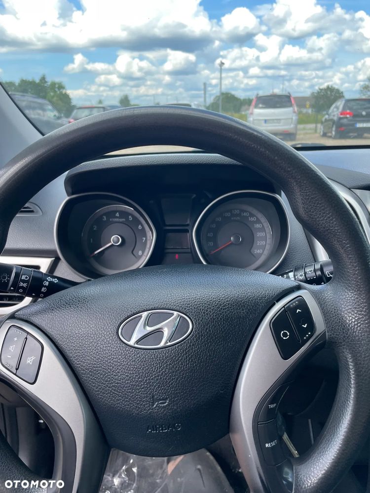 Hyundai i30 1.4 Trend - 10