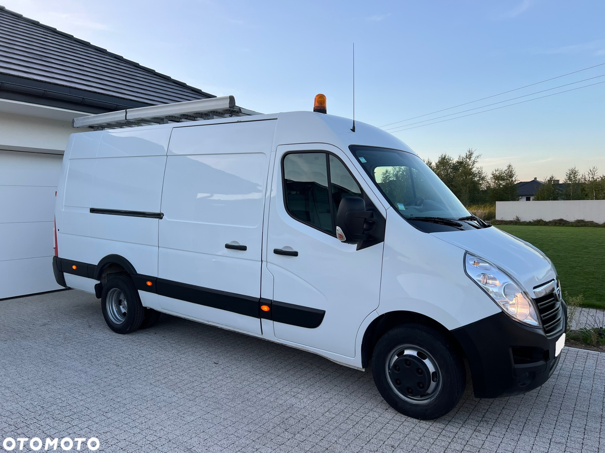 Iveco 35C13 - 12