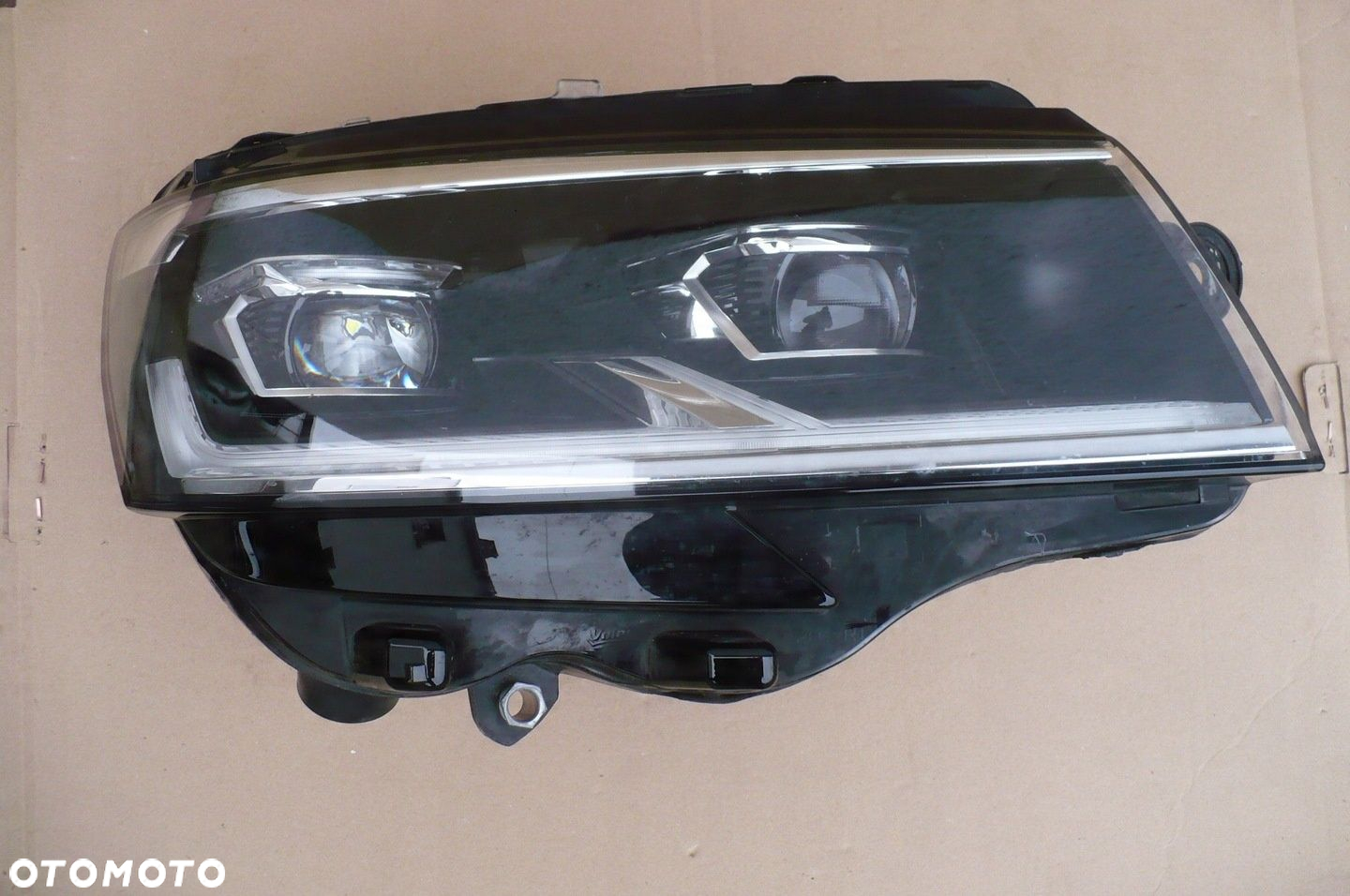 VW T6 CARAVELLE MULTIVAN 7L1 LIFT FULL LED 19R- KOMPLETNA-LAMPA PRZÓD PRAWA - 2