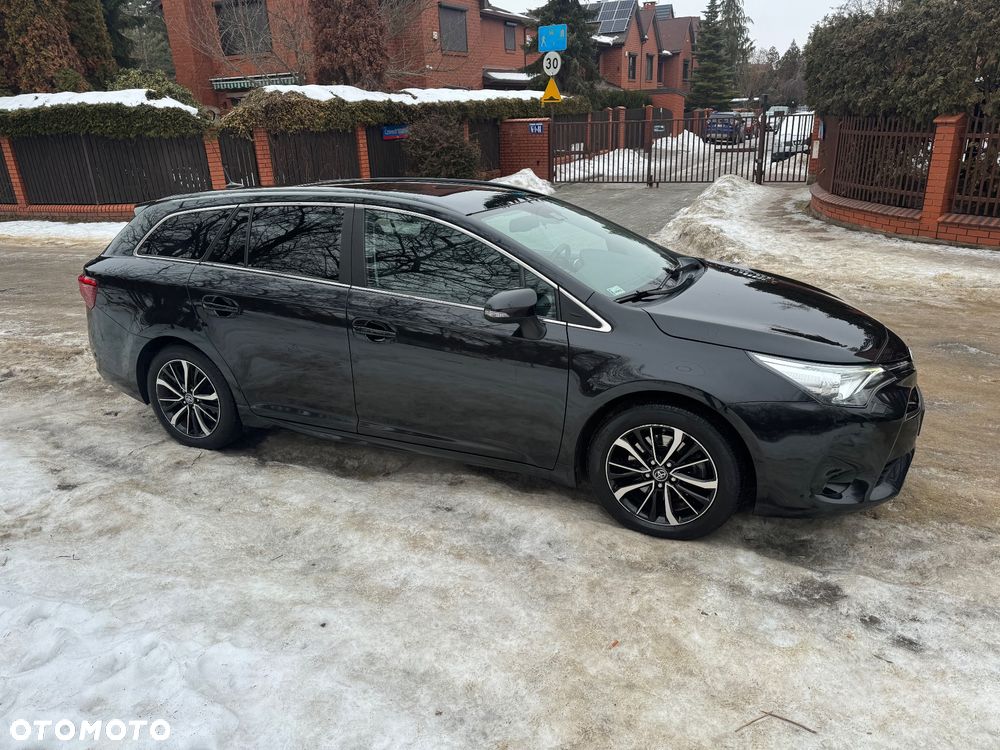 Toyota Avensis 2.0 D-4D Prestige - 5