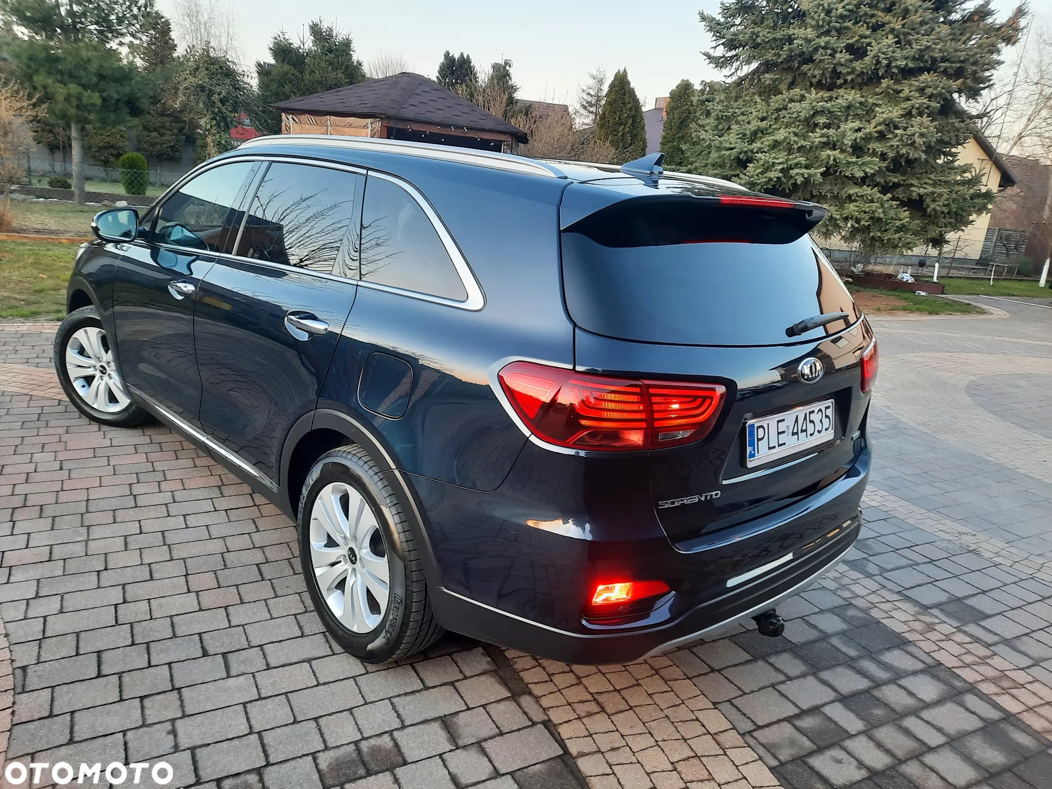 Kia Sorento - 4