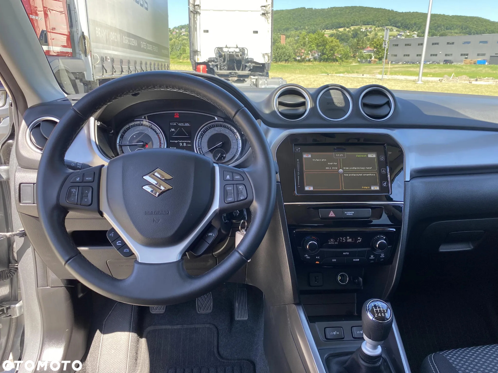 Suzuki Vitara 1.4 Boosterjet SHVS Premium 4WD - 13