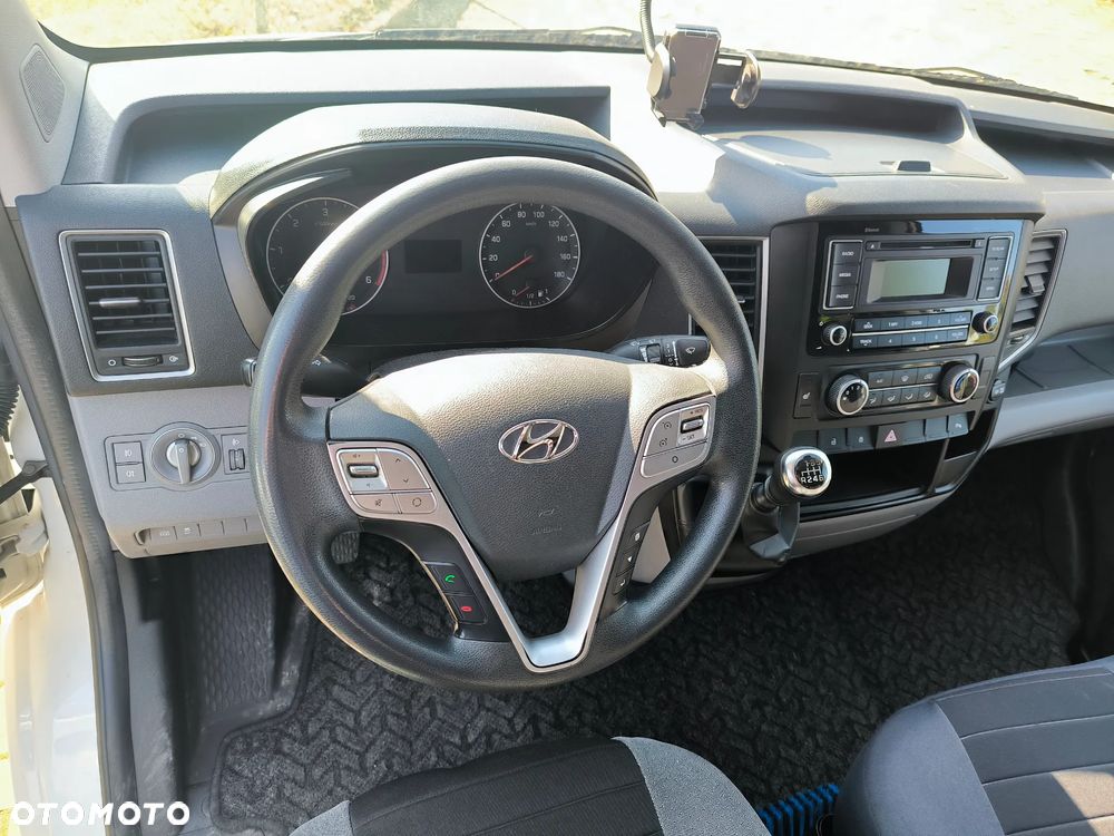 Hyundai H350 - 9