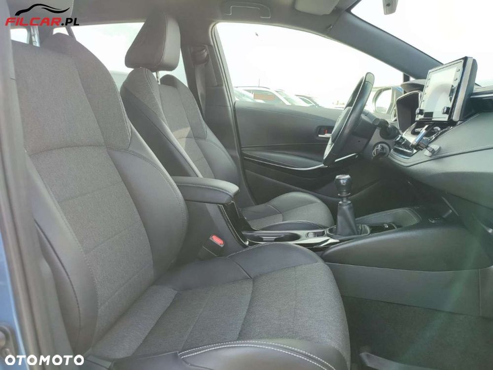 Toyota Corolla - 11