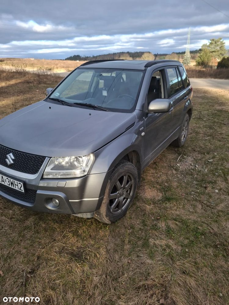 Suzuki Grand Vitara 1.9 DDiS De luxe - 4