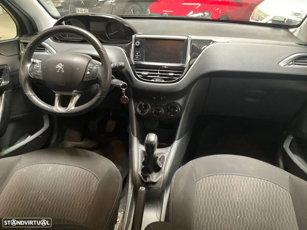 Peugeot 208 82 VTI Style - 6