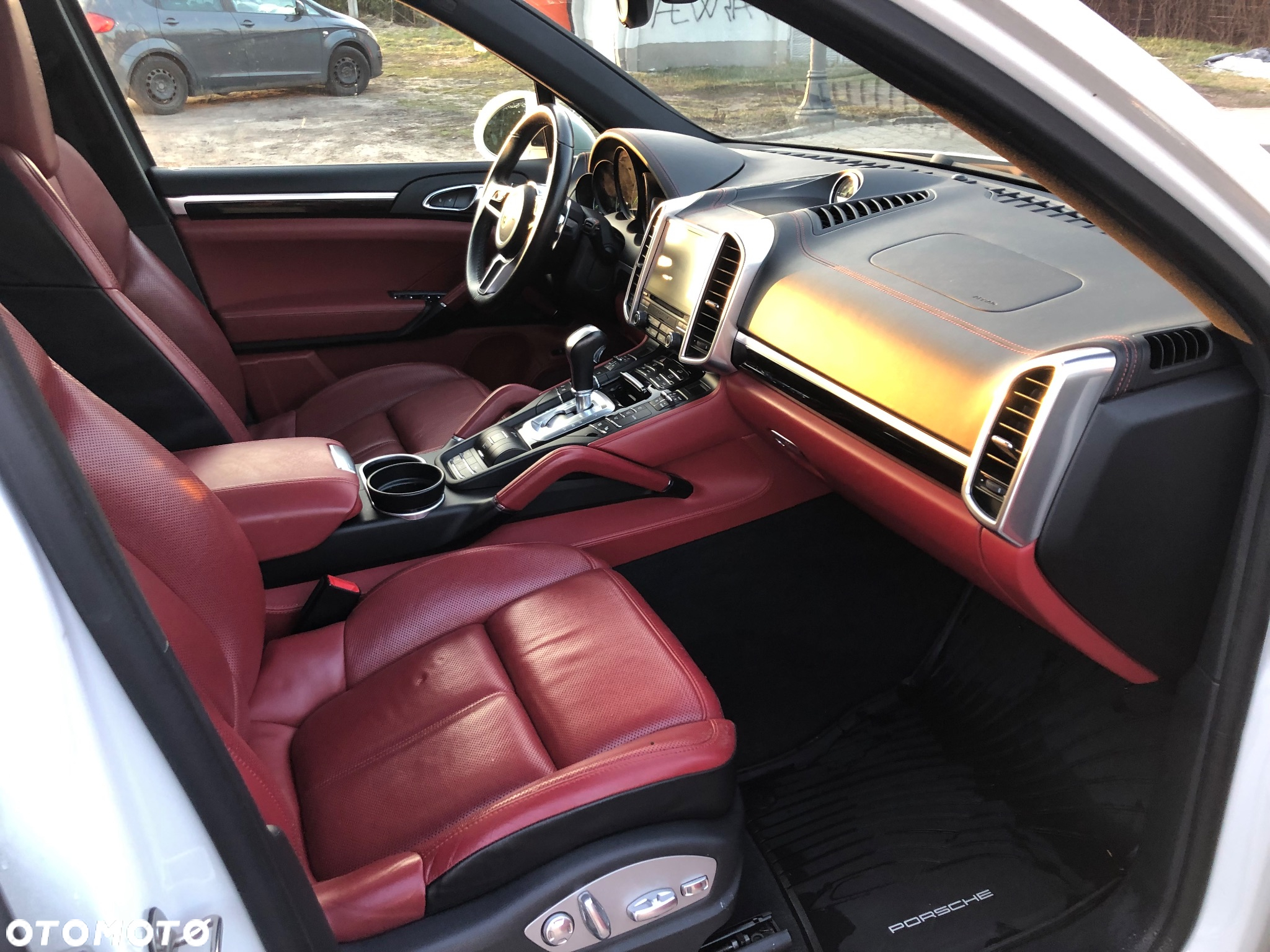 Porsche Cayenne S e-Hybrid - 27