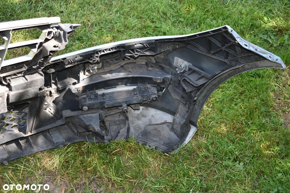 MERCEDES W204 LIFT AMG ZDERZAK PRZEDNI PRZÓD 6x PDC ORG 988 - 17