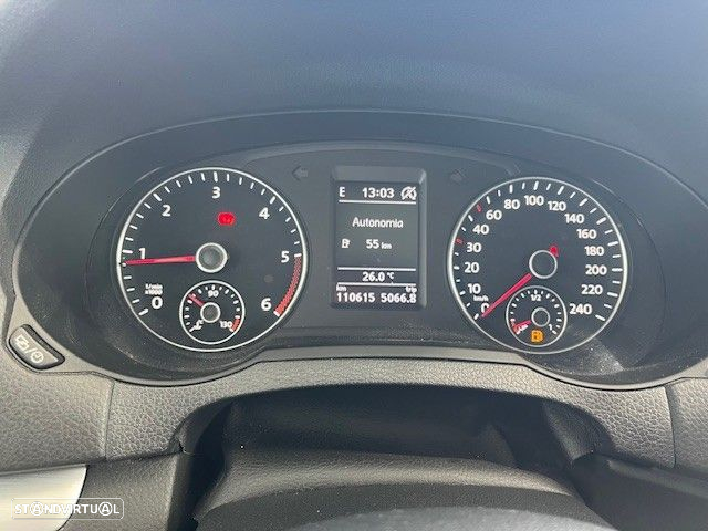 VW Sharan 2.0 TDi Blue Confortline - 11