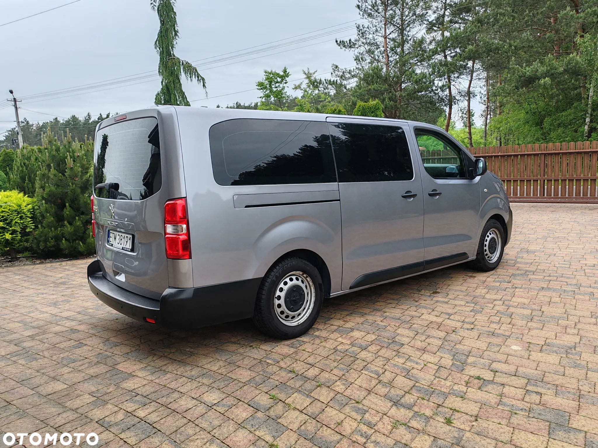 Peugeot Expert Kombi 1.5 BlueHDi Long 2,8t - 9
