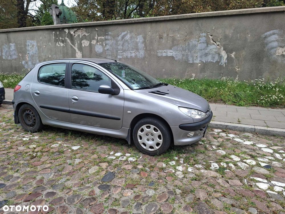 Peugeot 206 - 4