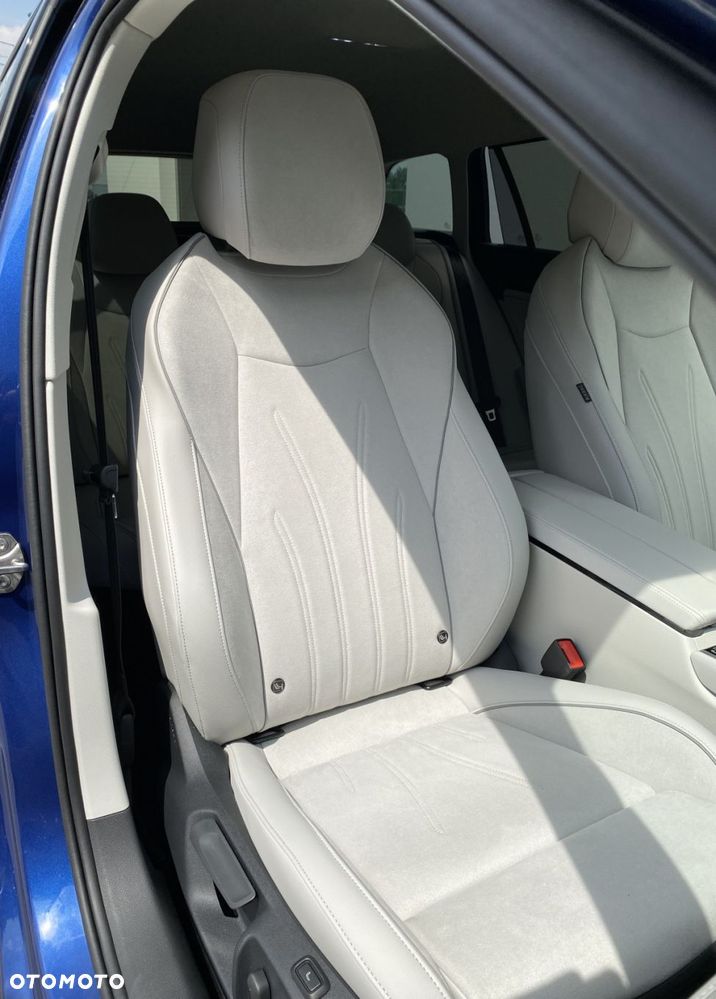 Volkswagen Passat Variant 1.5 TSI ACT mHEV Elegance DSG - 24