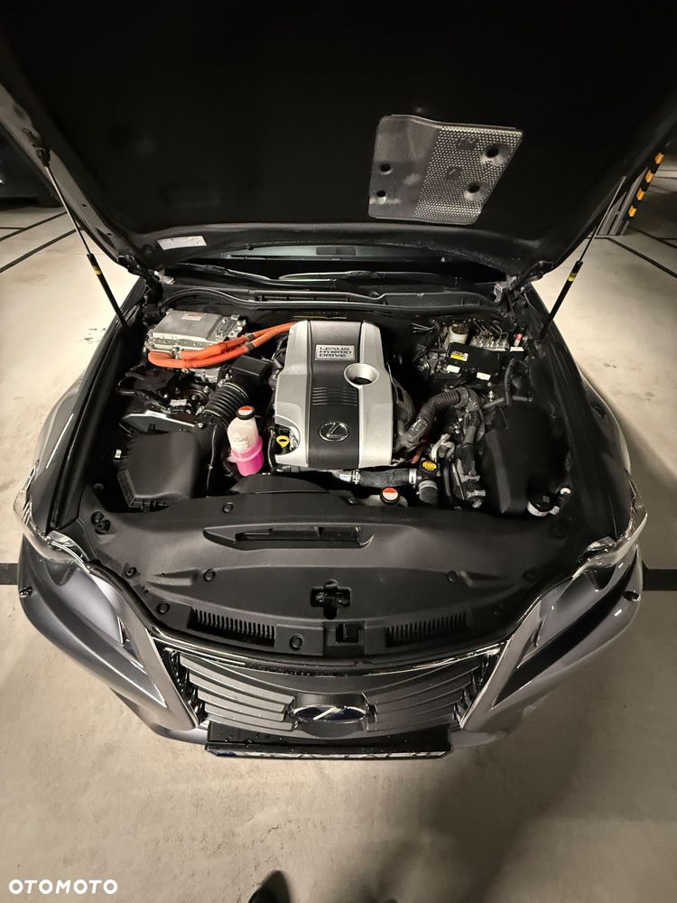 Lexus IS 300h Elite - 17