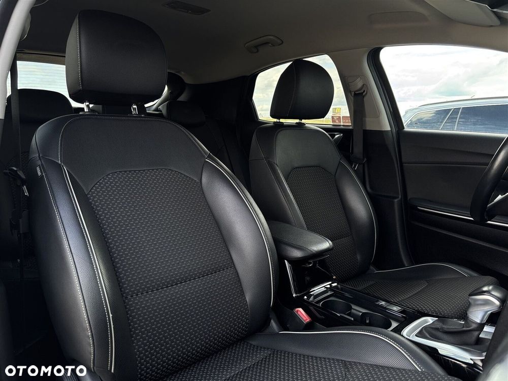 Kia XCeed 1.6 T-GDI L Business Line DCT - 33