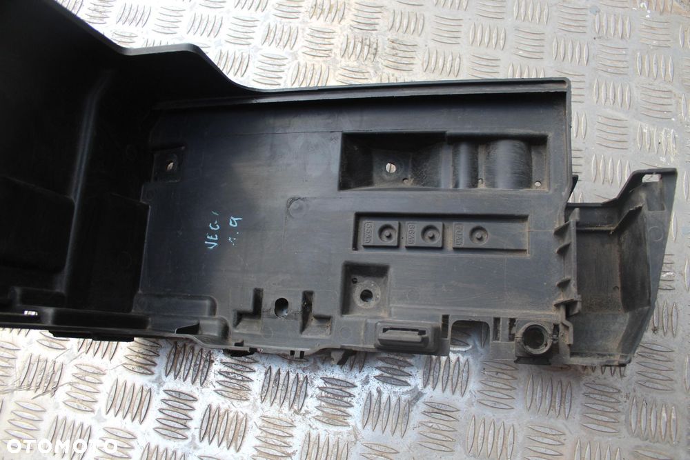 PODSTAWA AKUMULATORA OPEL VECTRA C 1.9 CDTI 24413805 - 2