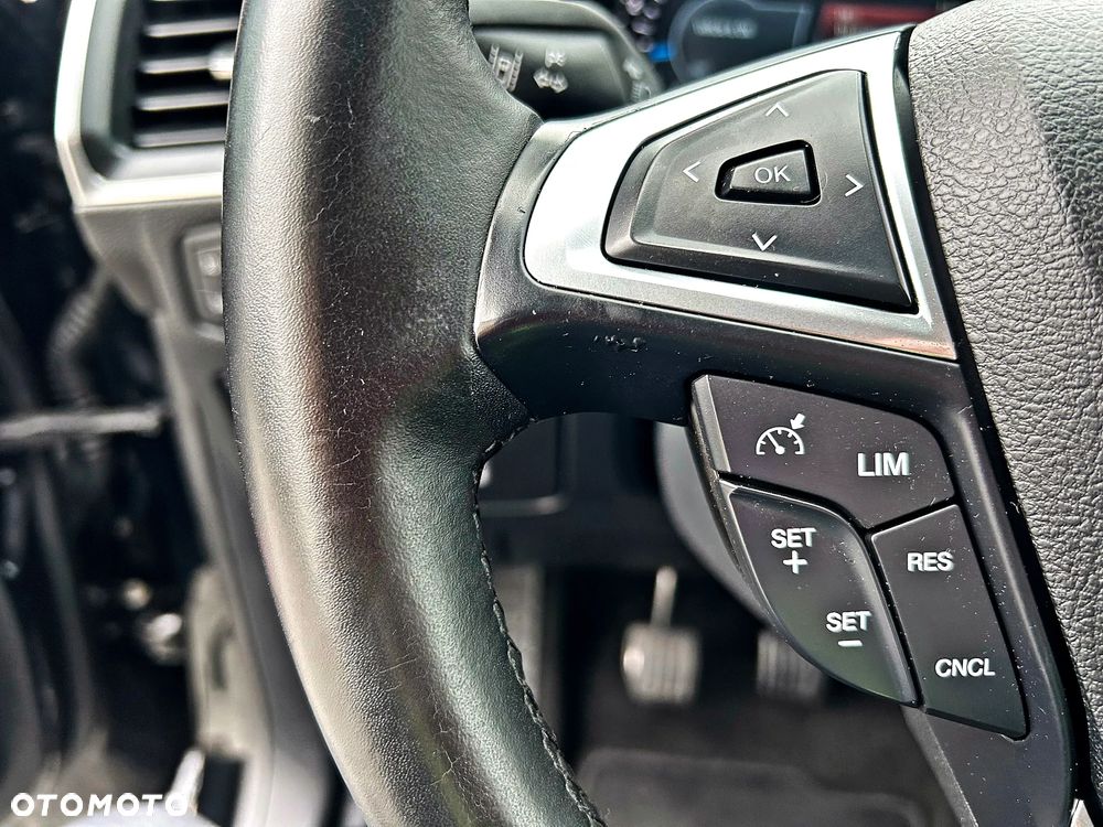 Ford S-Max 2.0 TDCi Titanium - 36