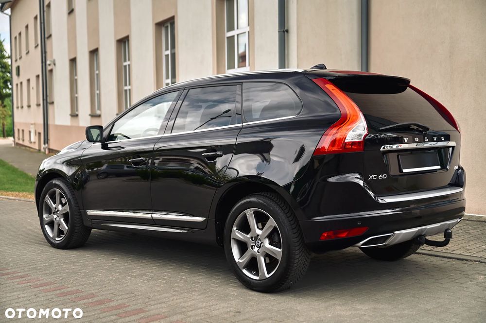 Volvo XC 60 D4 Geartronic Summum - 8