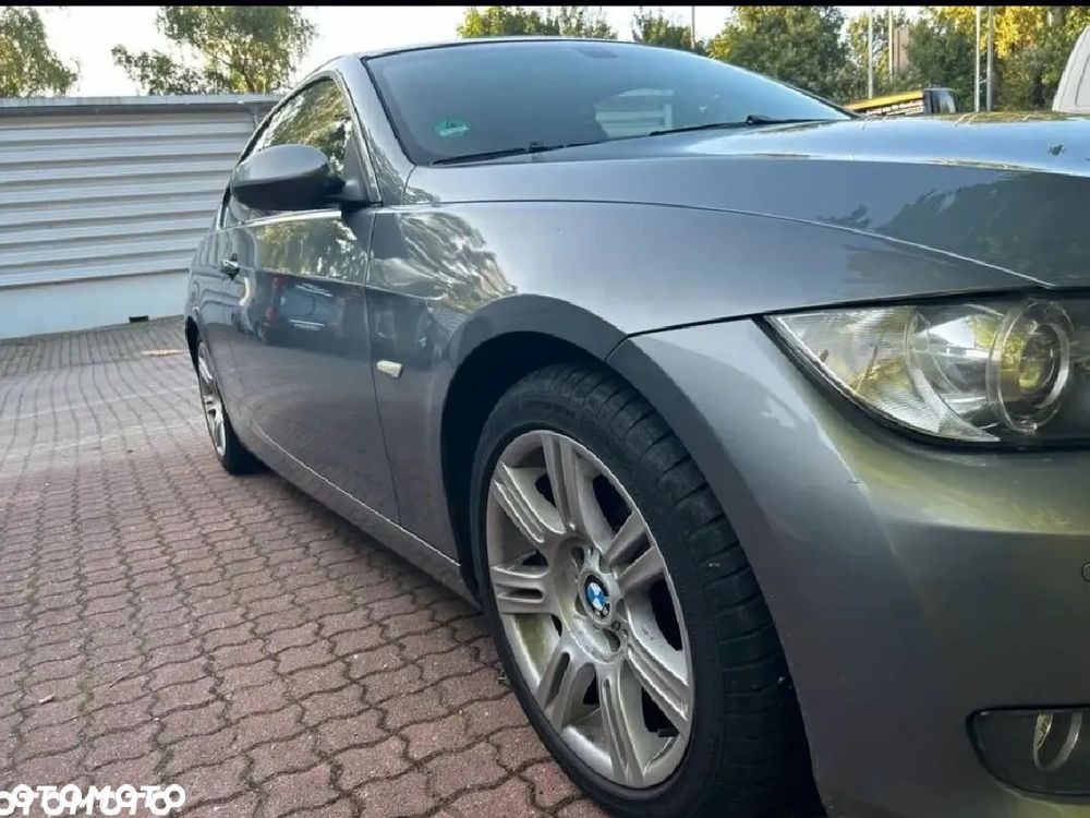 BMW 3 Series 2007 photo 2
