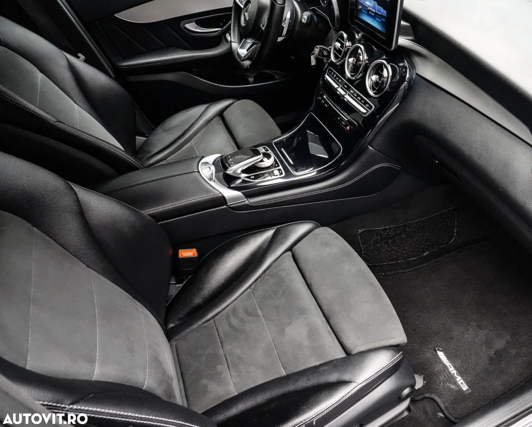Mercedes-Benz GLC 250 d 4MATIC - 12