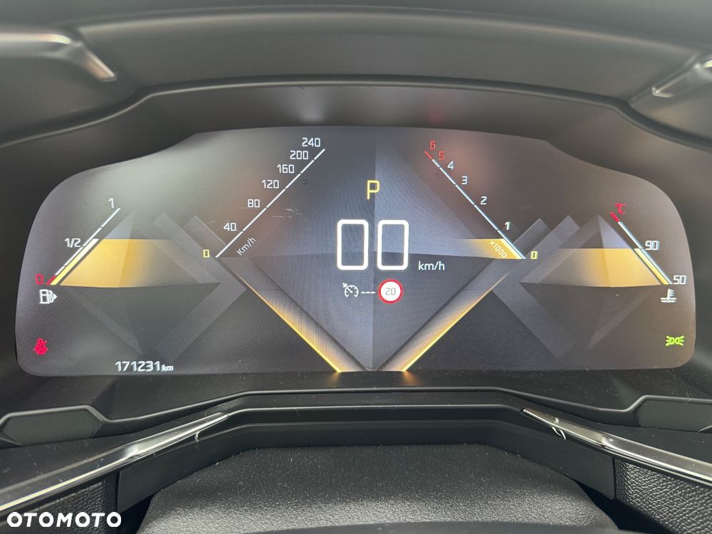 DS Automobiles DS 7 Crossback - 11