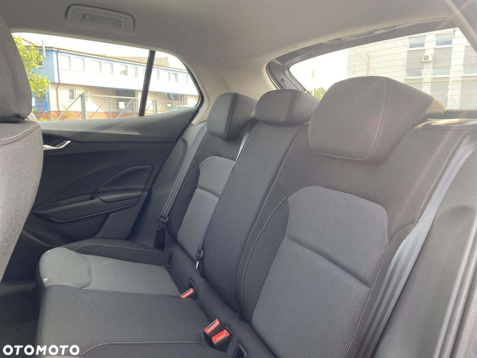 Skoda Fabia 1.0 TSI Edition 130 - 16