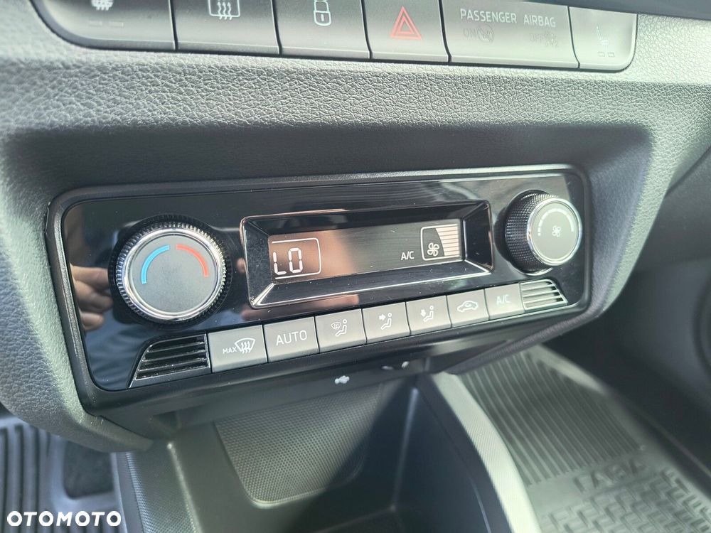 Skoda Fabia 1.0 TSI Ambition - 21