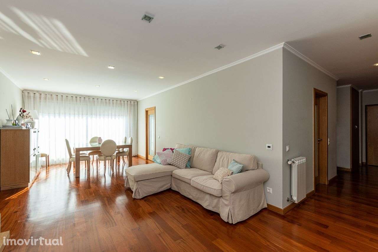 Praia APARTAMENTO T4 SEGUNDA LINHA DE PRAIA ESPINHO - Grande imagem: 4/31